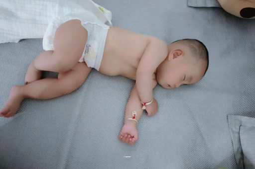 枣庄怀孕多久会显肚子